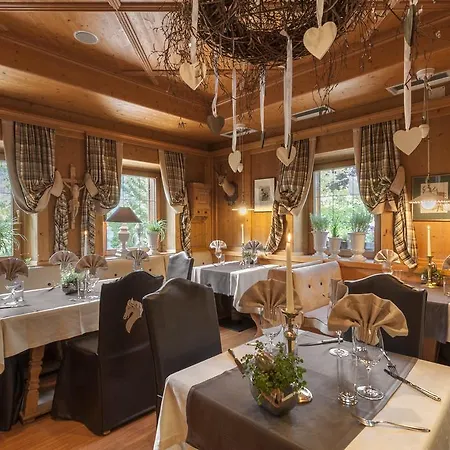 Roessl Hotel 4*