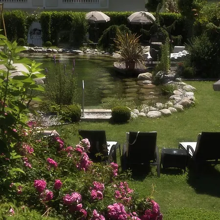 Roessl Hotel
